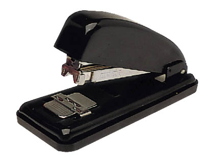 GRAPADORA PETRUS 226 NEGRA CAPACIDAD 30 HOJAS