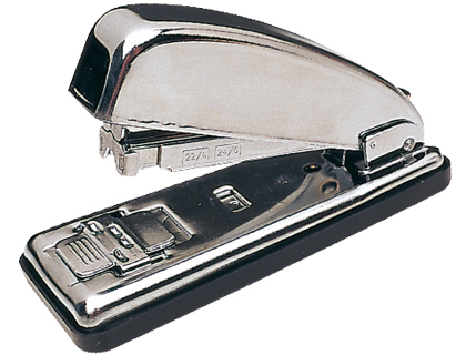 [44709] GRAPADORA PETRUS 226C CROMADA CAPACIDAD 30 HOJAS