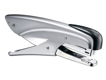 [044200] GRAPADORA MAPED UNIVERSAL METALICA DE TENAZA CAPACIDAD 20 HOJAS USA GRAPAS 26/6 EN BLISTER